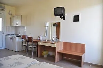 Haraki Village Studios Apartment *