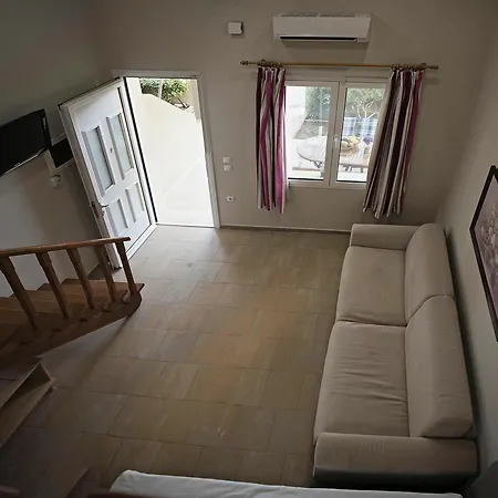 Haraki Village Studios Apartment *